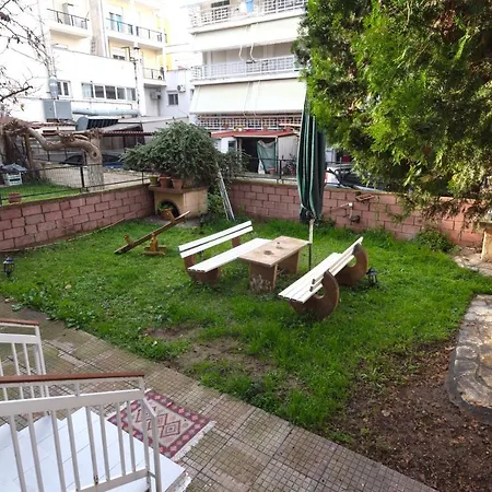 Lägenhet Spacious, Renovated & Equipped 90sqm *
